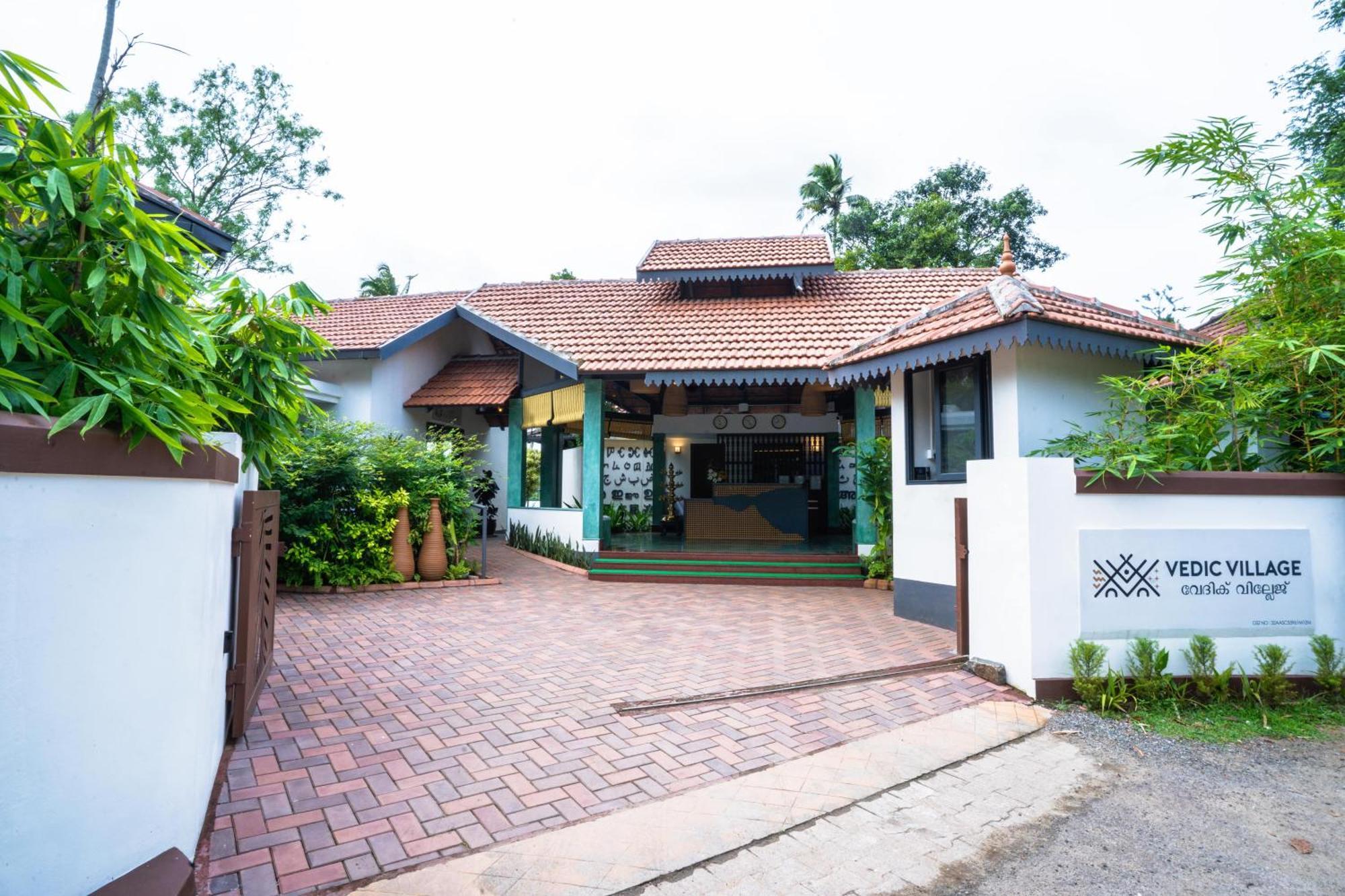 Vedic Village Retreat Kodungallur Kochi Exteriör bild
