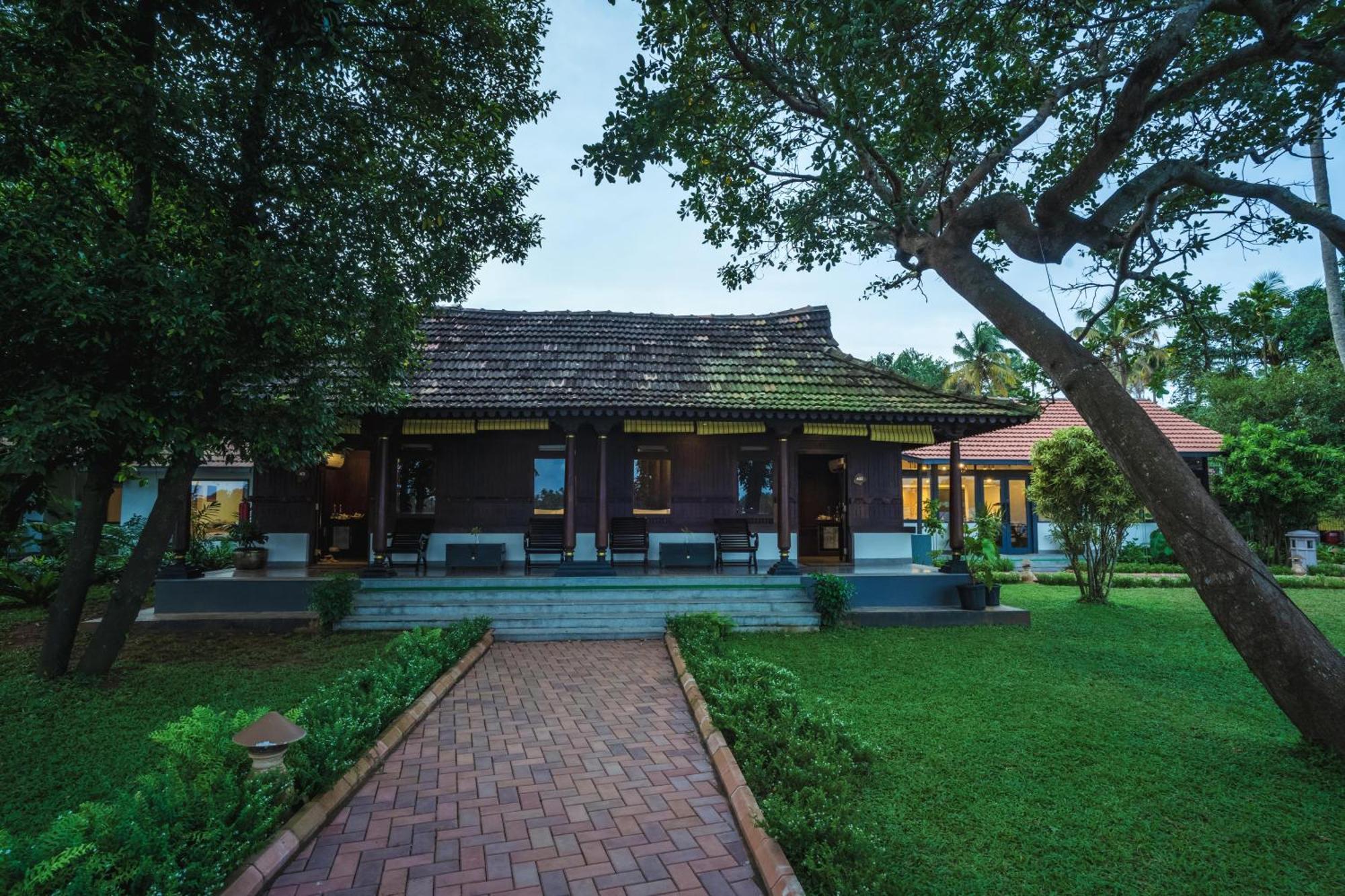 Vedic Village Retreat Kodungallur Kochi Exteriör bild