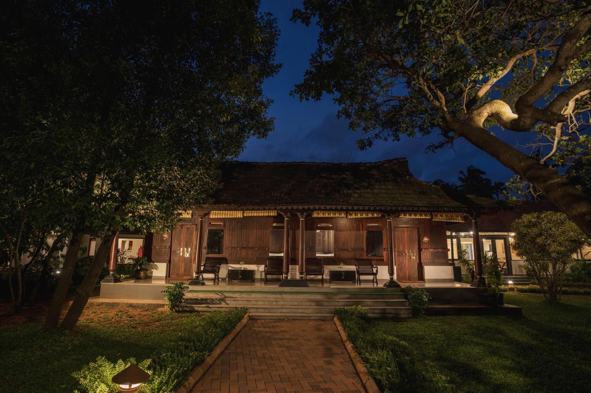 Vedic Village Retreat Kodungallur Kochi Exteriör bild